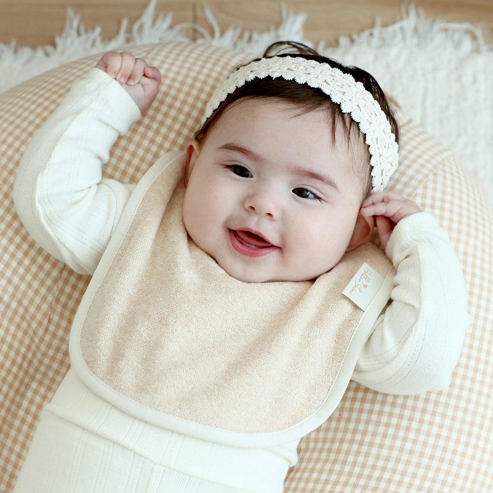 Hellowshine Organic terry bib (Dot cream)