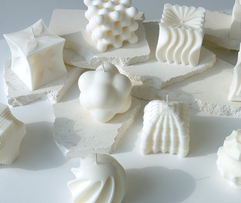 WOOSM Sculptural Candle Milk