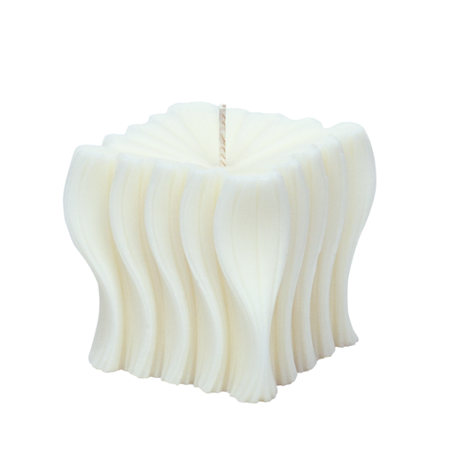 WOOSM Sculptural Candle Gothic