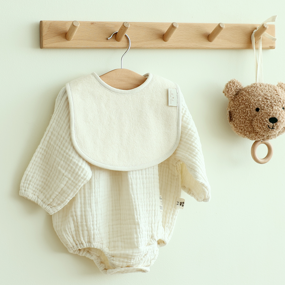 Hellowshine Organic terry bib (Dot cream)