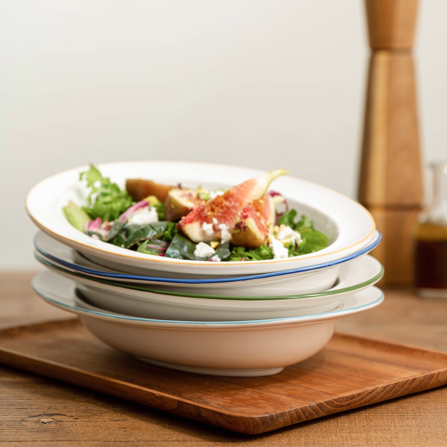 Retro Line Oval Pasta Bord 25cm Ssueim